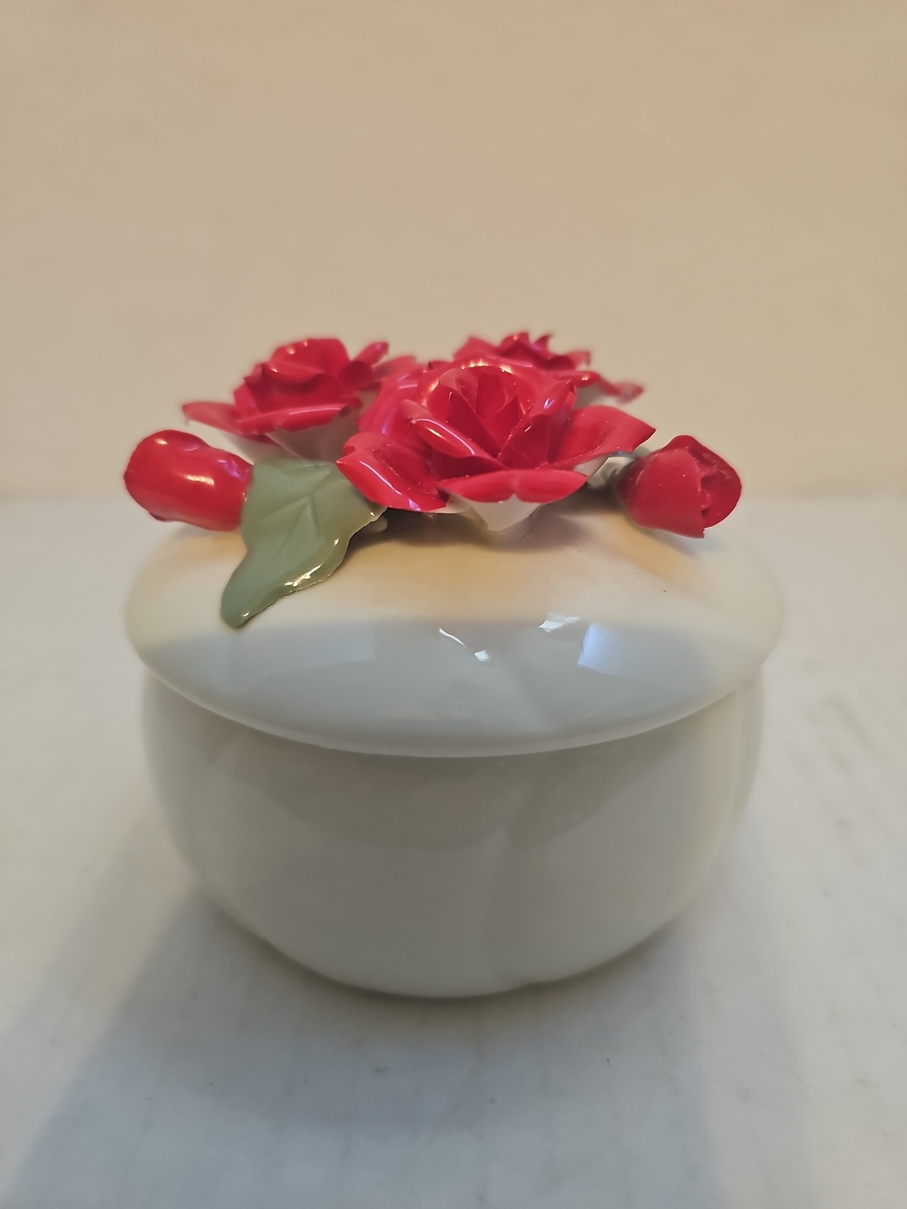 Valentine Serenades "Lara's Theme" Porcelain Trinket Box "Music Works"